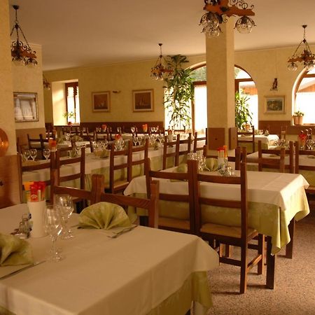 Albergo Ristorante Sole Mezzoldo Exteriér fotografie